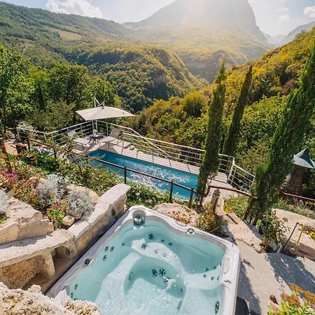 Villa La Rocca By Mmega *