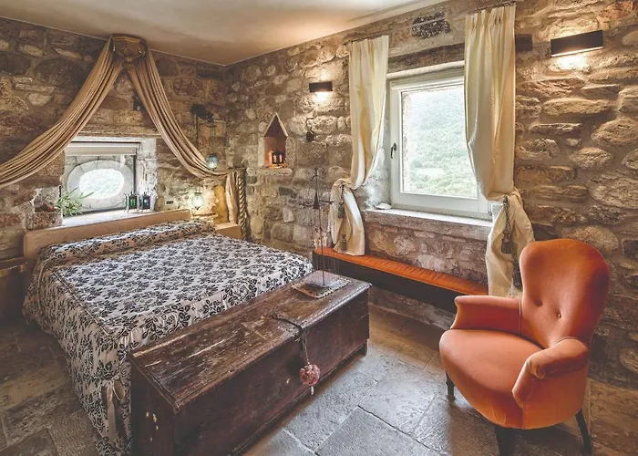 La Rocca By Mmega Cerretana